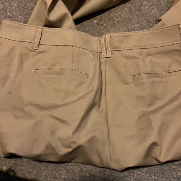 Eddie Bauer Blakely Fit khaki pants sz 14 - Picture 2 of 6
